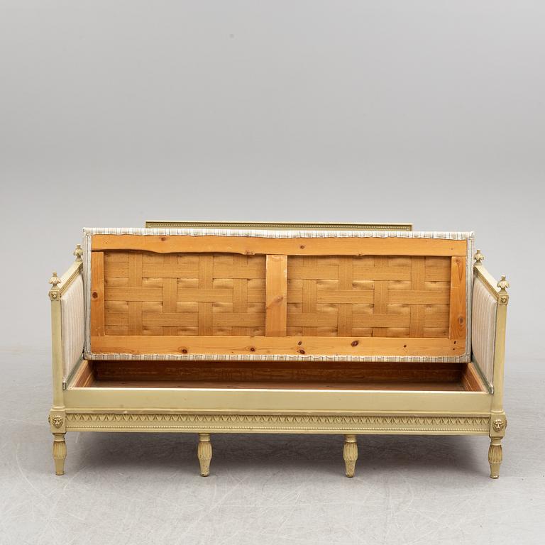 A Gustavian sofa, early 19th Century.