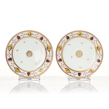 Tallrikar, 18 stycken, porslin. Frankrike, Empire, 1800-tal.