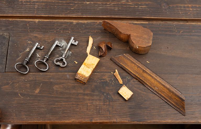 A cabinet, neo-Renaissance, circa 1900.