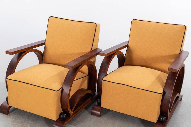 FÅTÖLJER ETT PAR, 1900 -talets första hälft.