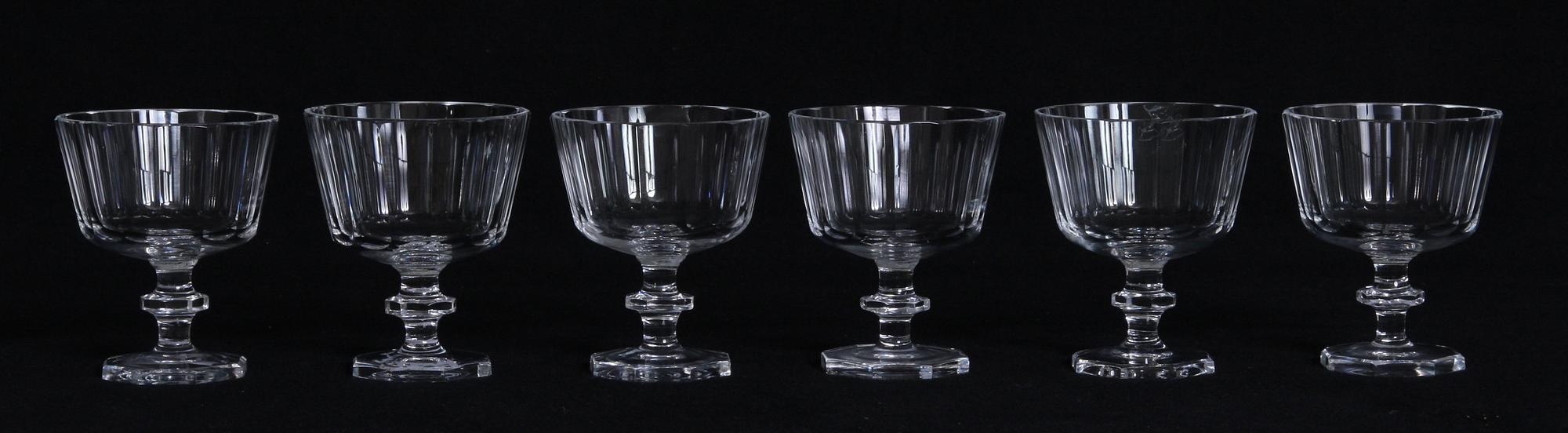 GLASSERVISDELAR, 24 st, "Karlberg", design Elis Bergh, Kosta.
