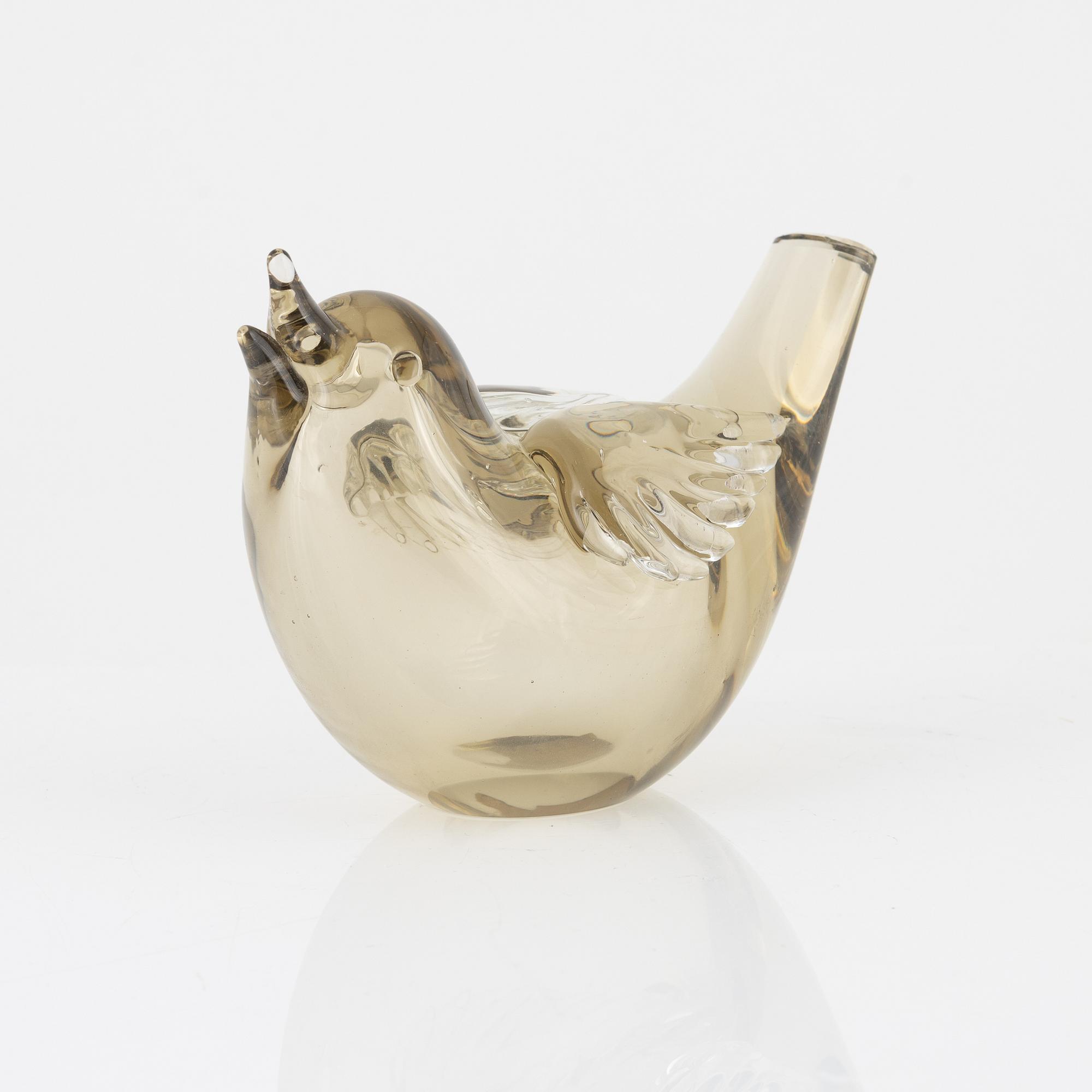 Tyra Lundgren, a glass sculpture of a bird, Venini, Murano, Italy circa 1937-38.
