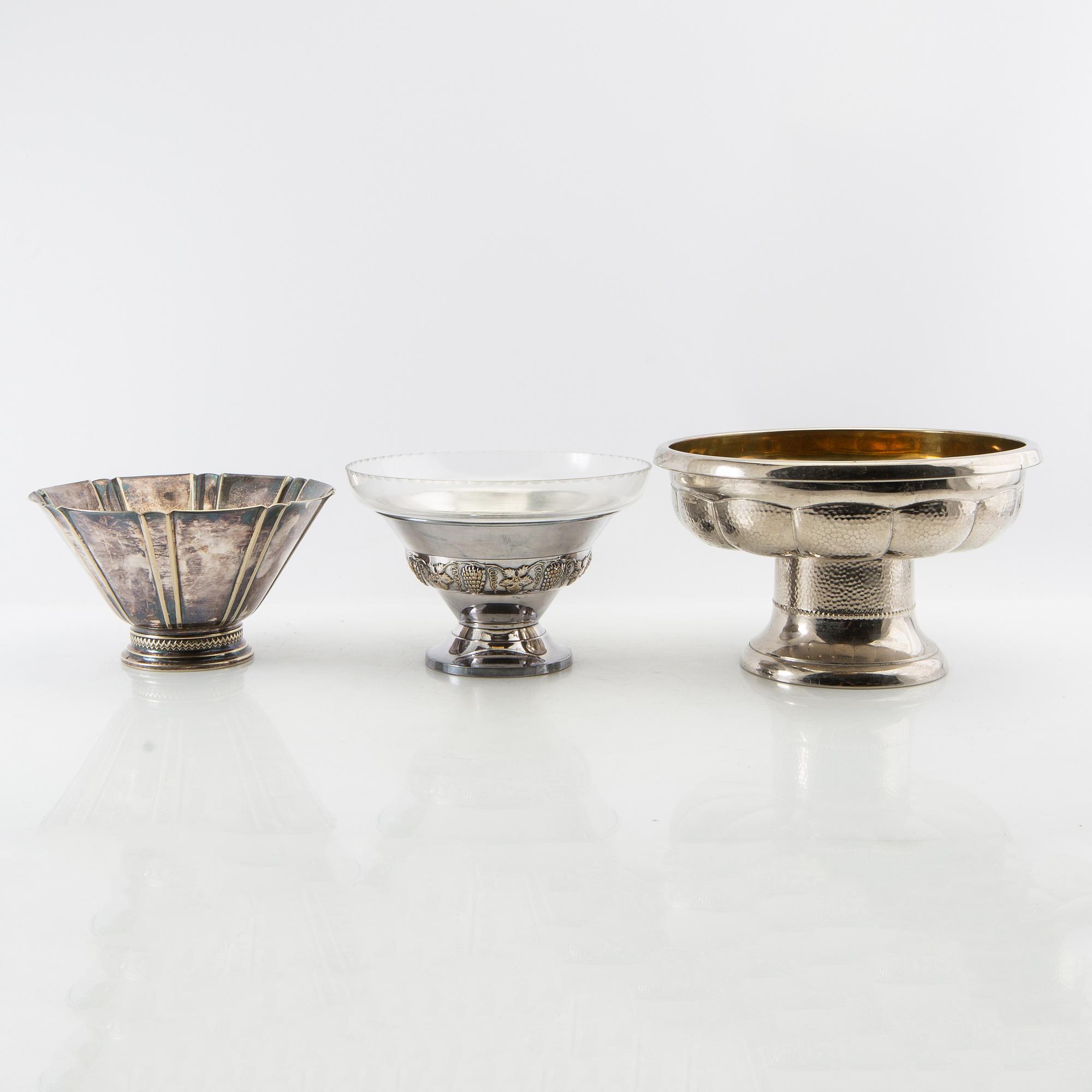 Bowls 3 pcs of silver-plated metal, first half of the 20th century.