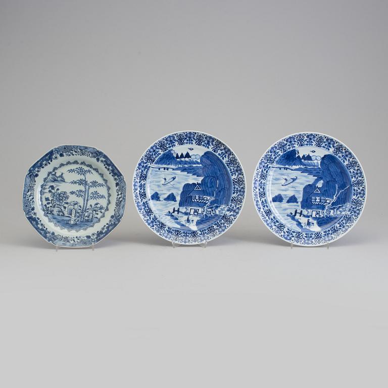 THREE  CHINESE PORCELAIN PLATES (2+1), ca 1800.