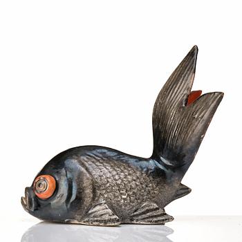 A Chinese Export figurine of a fish, Qing dynasty, Qianlong (1736-95).