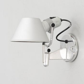 Michele De Lucchi / Giancarlo FAssina, five "Tolomeo" wall lamps, Artemide, Italy.