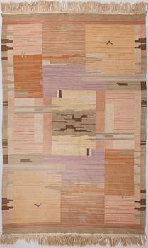 LAILA KARTTUNEN, A 1930's  flat weave carpet for Aaltosen Mattokutomo Kiikka Finland.