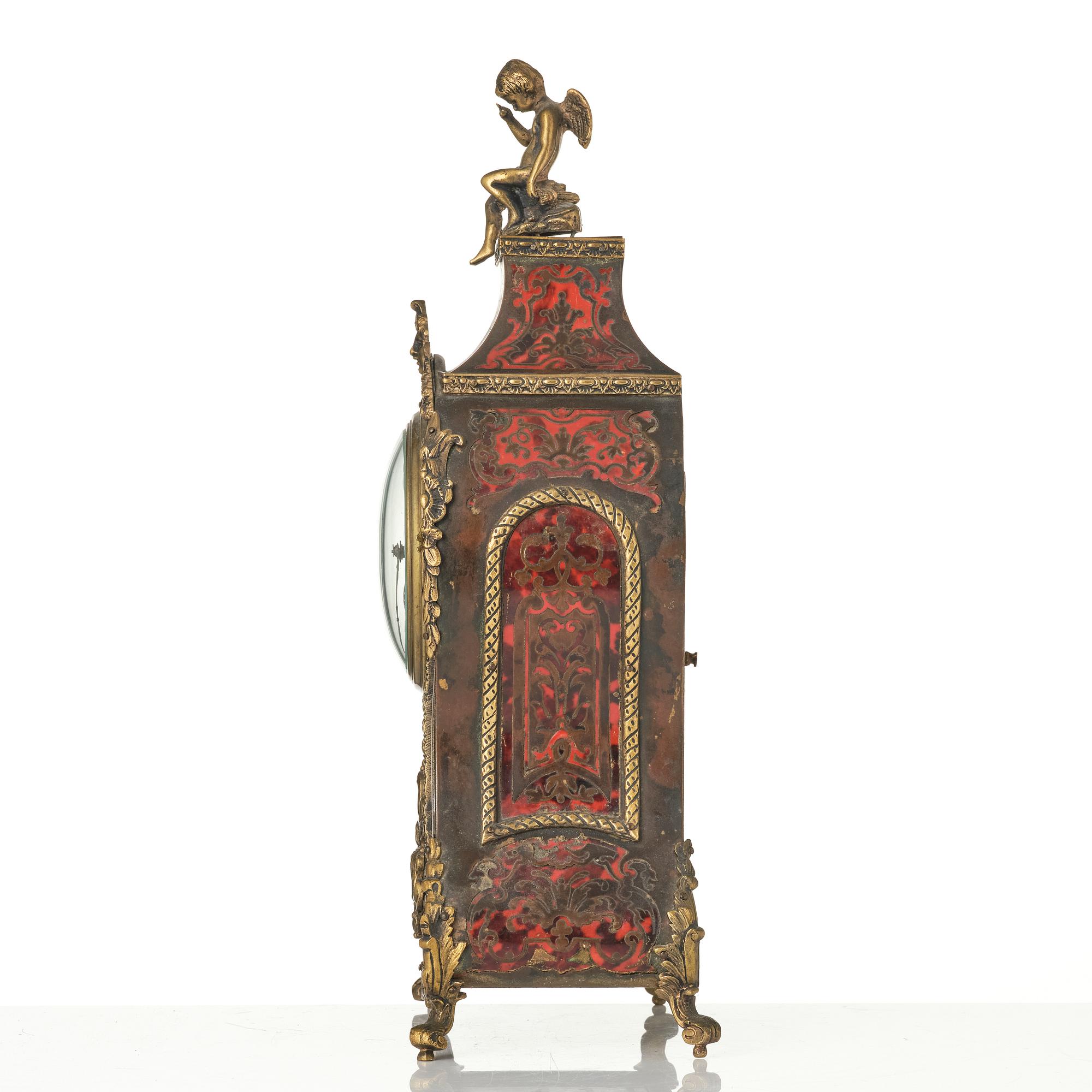 A Rococo-style mantle clock, around 1900.