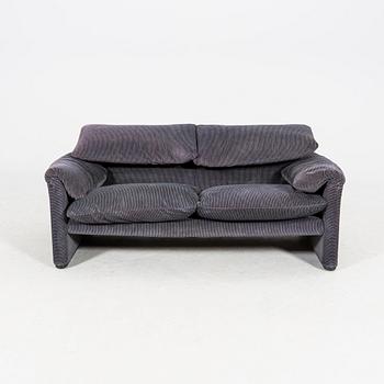 Vico Magistretti, soffa "Maralunga" för Cassina.