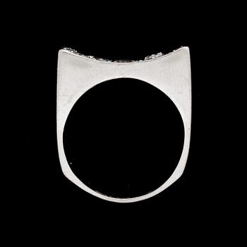 RING, 18k vitguld med briljantslipade samt gammalslipade diamanter, ca 1,58 ct enligt gravyr. Vikt ca 10,5g.