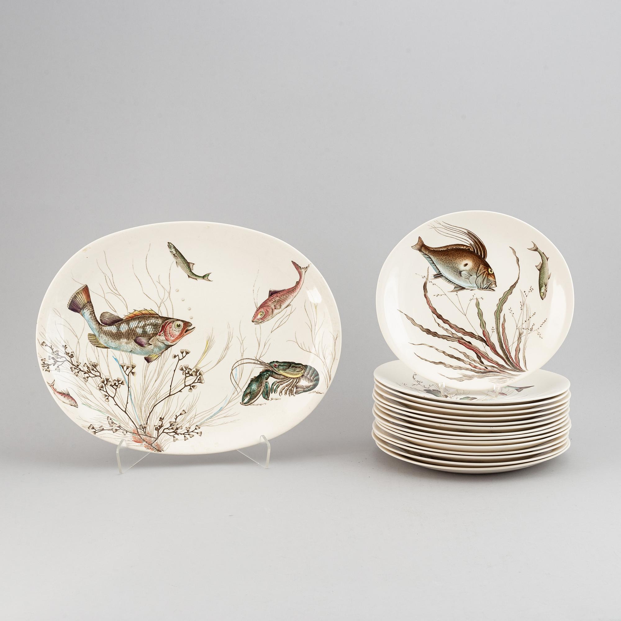 A part dinner service, Johnson Bros, England, "Fish". (16 pieces).