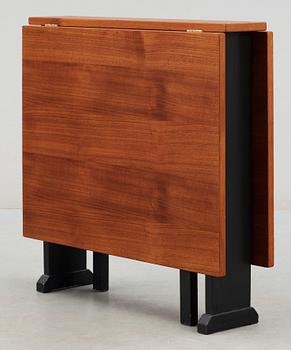 SLAGBORD, "Vapensmeden", Carl Malmsten. Modellen formgiven 1949.
