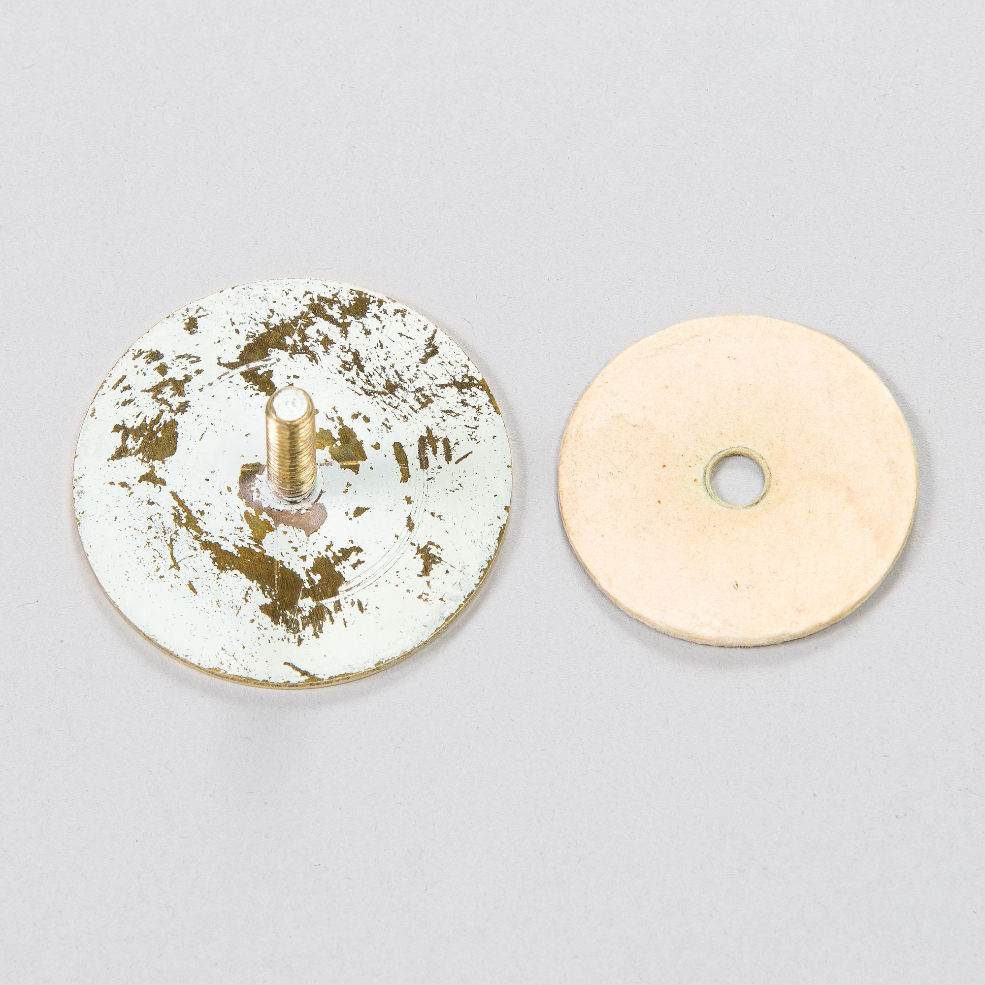 Paavo Tynell, kattovalaisin, malli  1965 Idman 1900-luvun puoliväli.