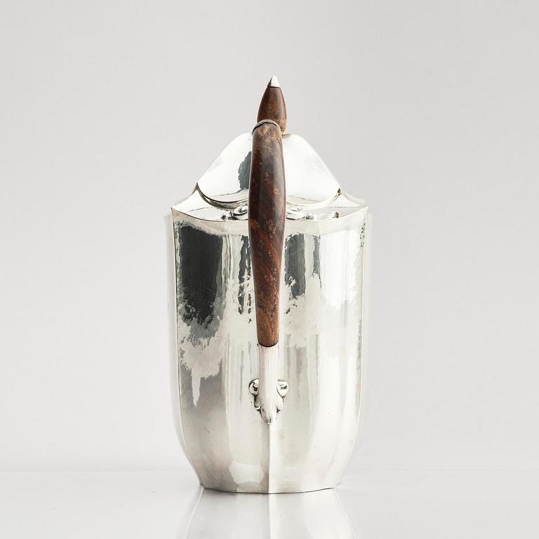 Karl Anderson, a silver coffee- and teaset, 4 pieces, Stockholm, Sweden 1918.