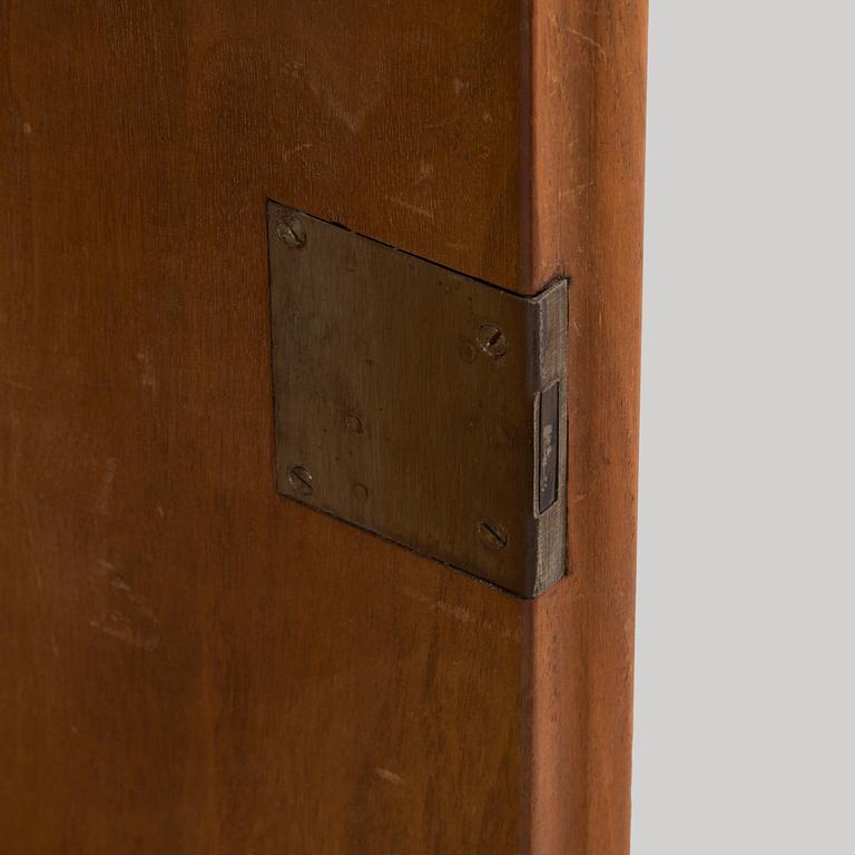 Bokhylla, jugend, Sverige ca 1900. Okänd formgivare.