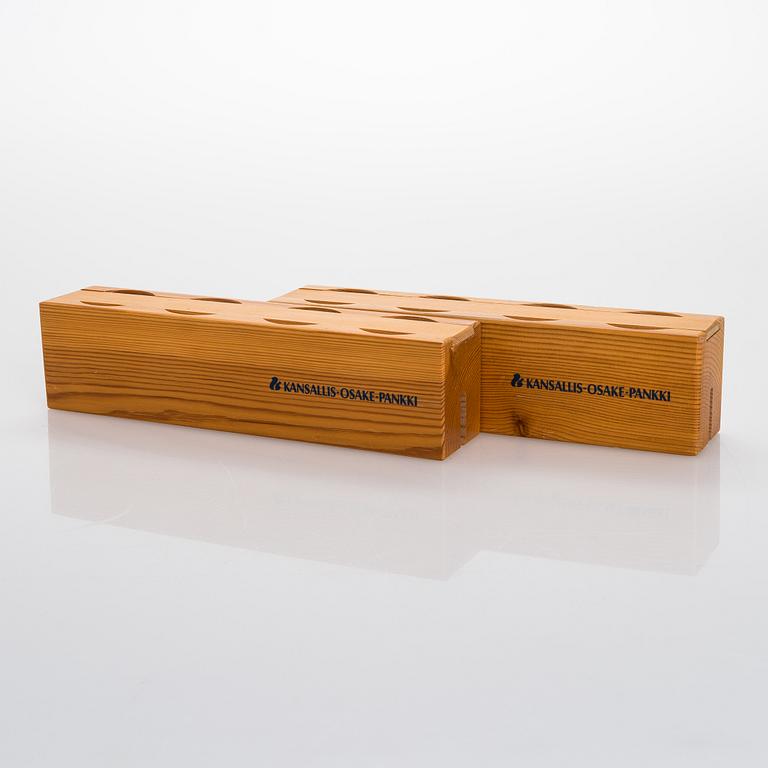 Tapio Wirkkala, snapsglas, 8 st, "Gaissa", Iittala. I två träaskar.