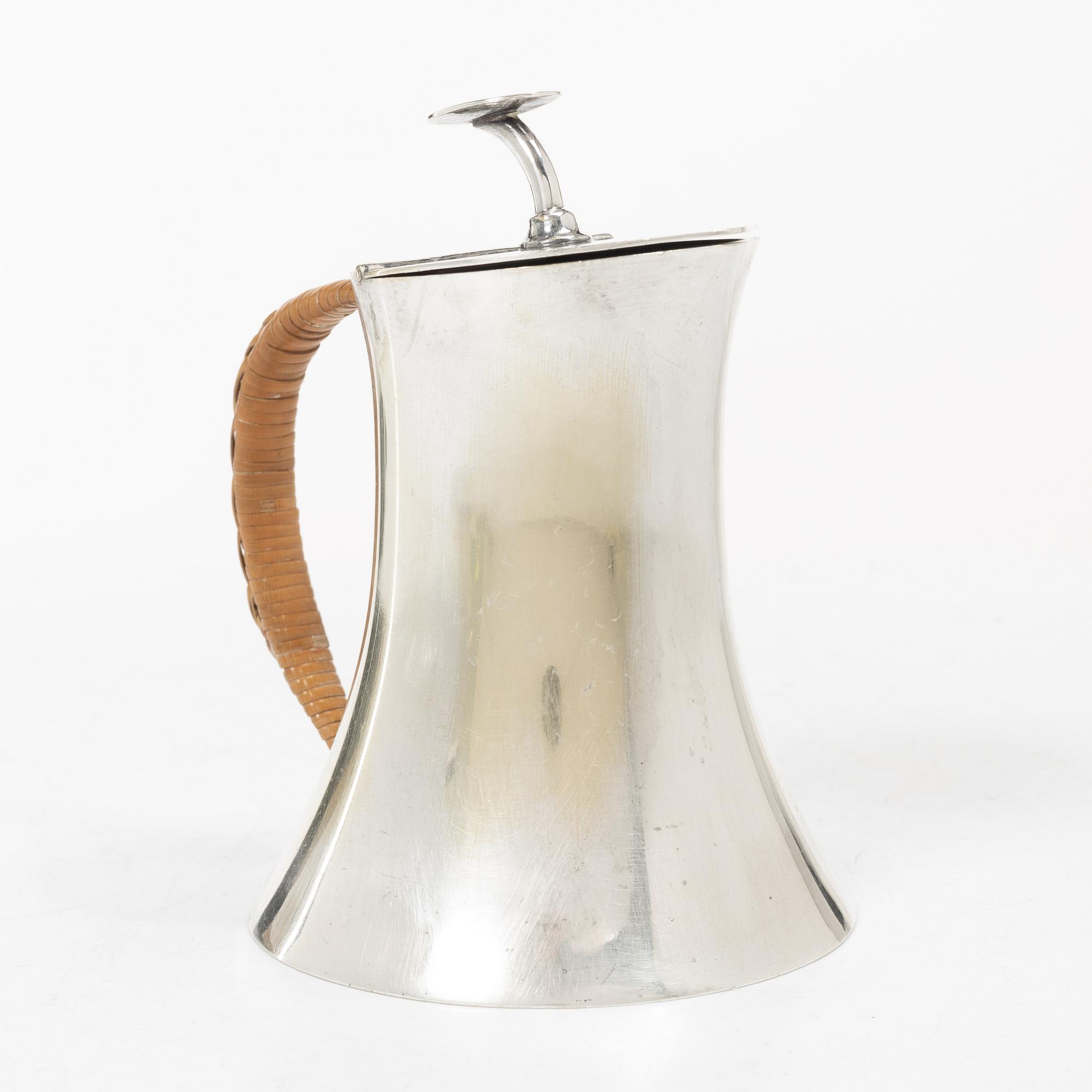 Bowl and cigarette case, silver, with accompanying nickel silver jug.