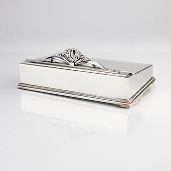 Atelier Borgila, skrivschatull/skrin, Stockholm 1953, sterling silver samt CG Hallberg, brevkniv, silver, Stockholm 1926.
