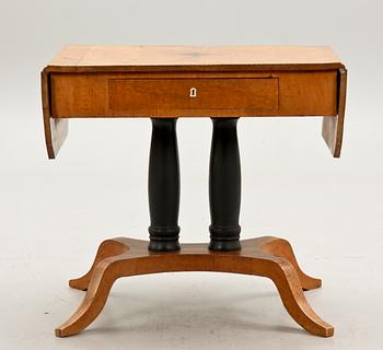 SALONGSMÖBLEMANG, 7 delar, Karl Johanstil, sign C J Svensson, Göteborg 1925.