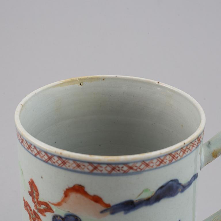 A famille rose export porcelain jug, Qing dynasty, Qianlong 1736-95).