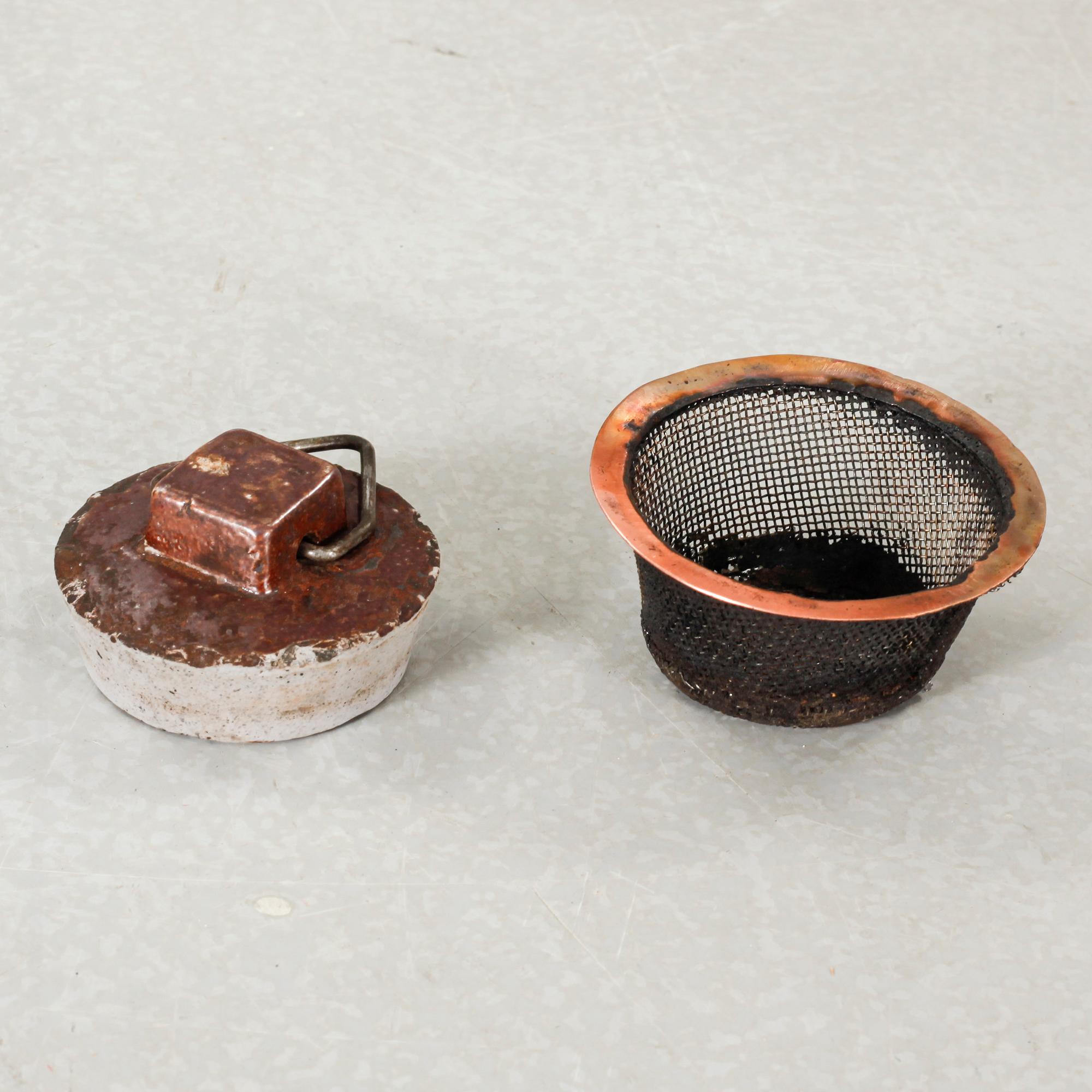 TVÄTTHO/HANDFAT, saltglaserat stengods, "V50", Höganäs, 1900-talets första hälft.