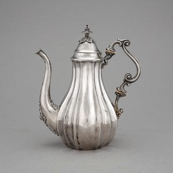KANNA, silver, Gustaf Möllenborg Feron, Stockholm, 1852? Vikt ca 509g.
