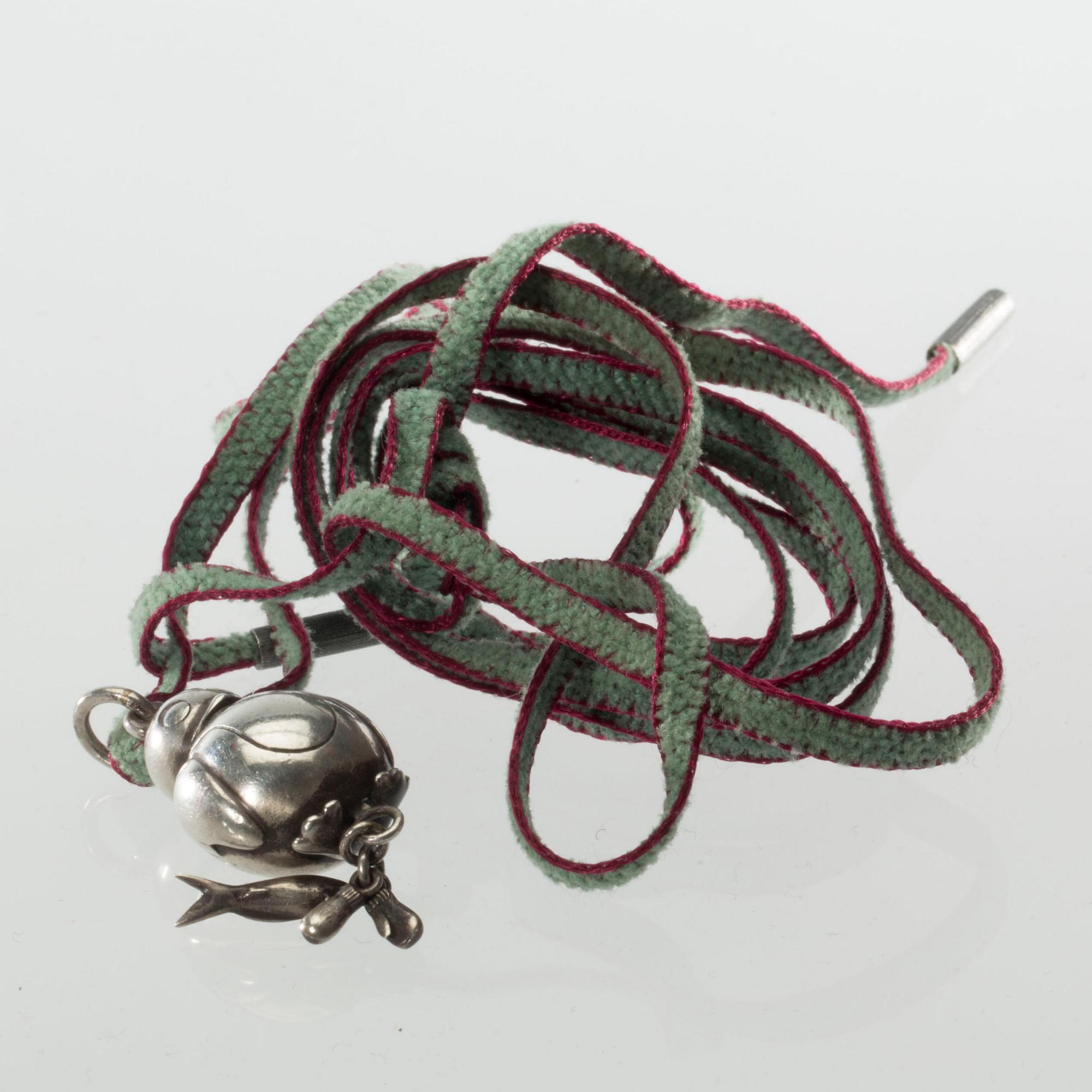 HALSMYCKE, Ole Lynggaard, sterlingsilver. Vikt ca 10 g.