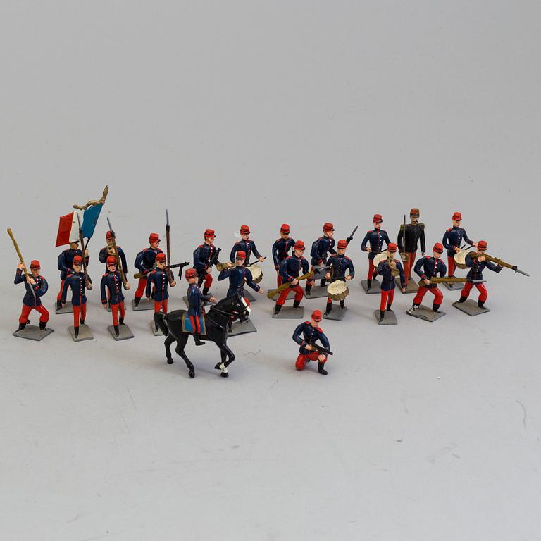 TENNSOLDATER, 48 st, bl.a. Holger Eriksson, 1900-tal.