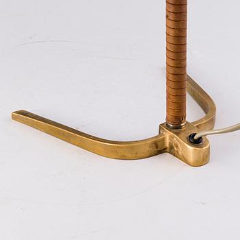 PAAVO TYNELL, bordslampa, modell 9224, Taito Oy, 1900-talets mitt.