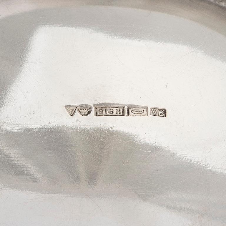 Sugar bowl and spoon, silver and enamel, the bowl by Anita Sarlin. Tillander, Helsinki, 1950.