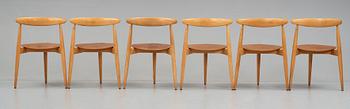 Hans J. Wegner, "Hjerte-set", matbord med sex stolar, Fritz Hansen, Danmark 1950-60-tal.