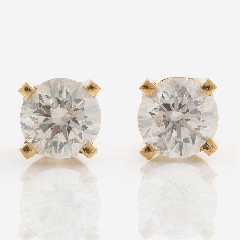 Earrings, a pair, gold with brilliant-cut diamonds.