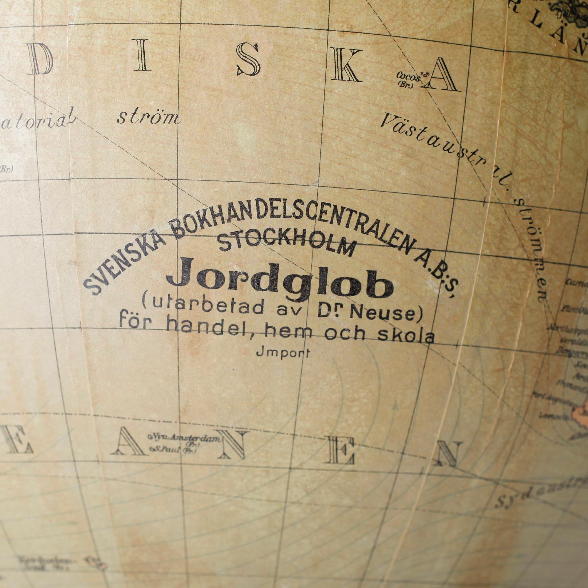 JORDGLOB, Svenska Bokhandelscentralen AB, Dr Neuse, 1900-talets första hälft.