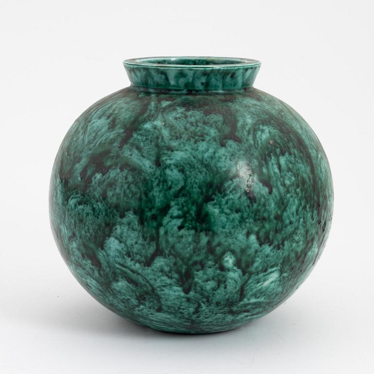 Wilhelm Kåge, an 'Argenta' stoneware vase, Gustavsberg.