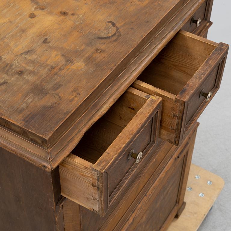 A wooden fire wood box, around 1900.
