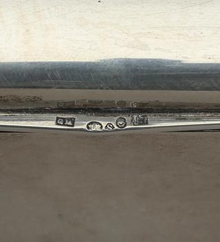 CIGARRASK, silver, importstämplat, Gustaf Möllenborg, Stockholm, 1919. Vikt 448 g.