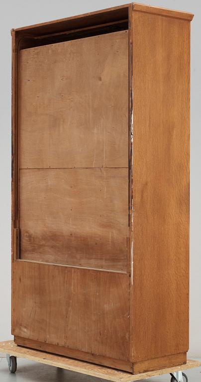 ARKIVSKÅP, 1900-talets första hälft.