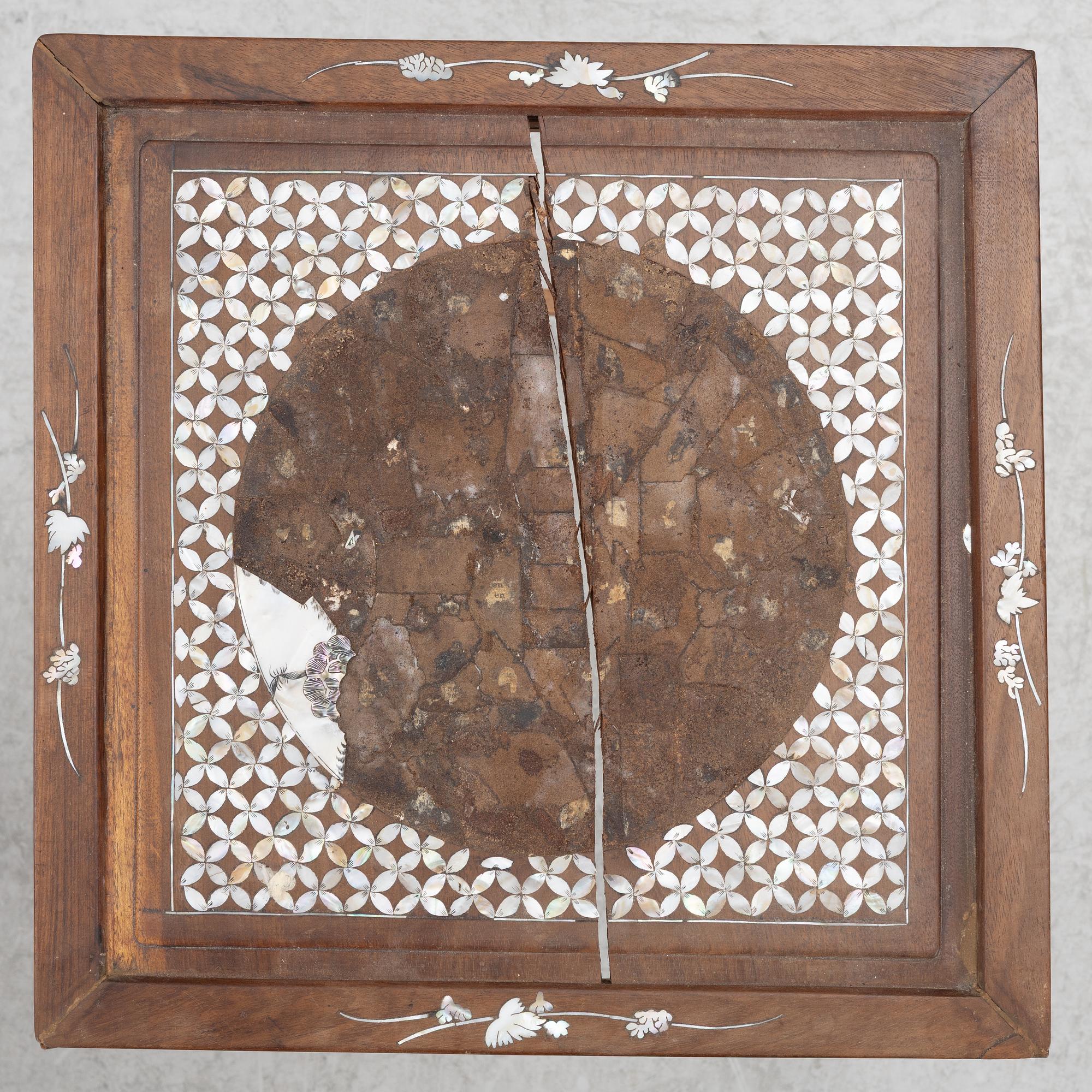 Satsbord, 4 delar, Kina, 1900-talets första hälft.