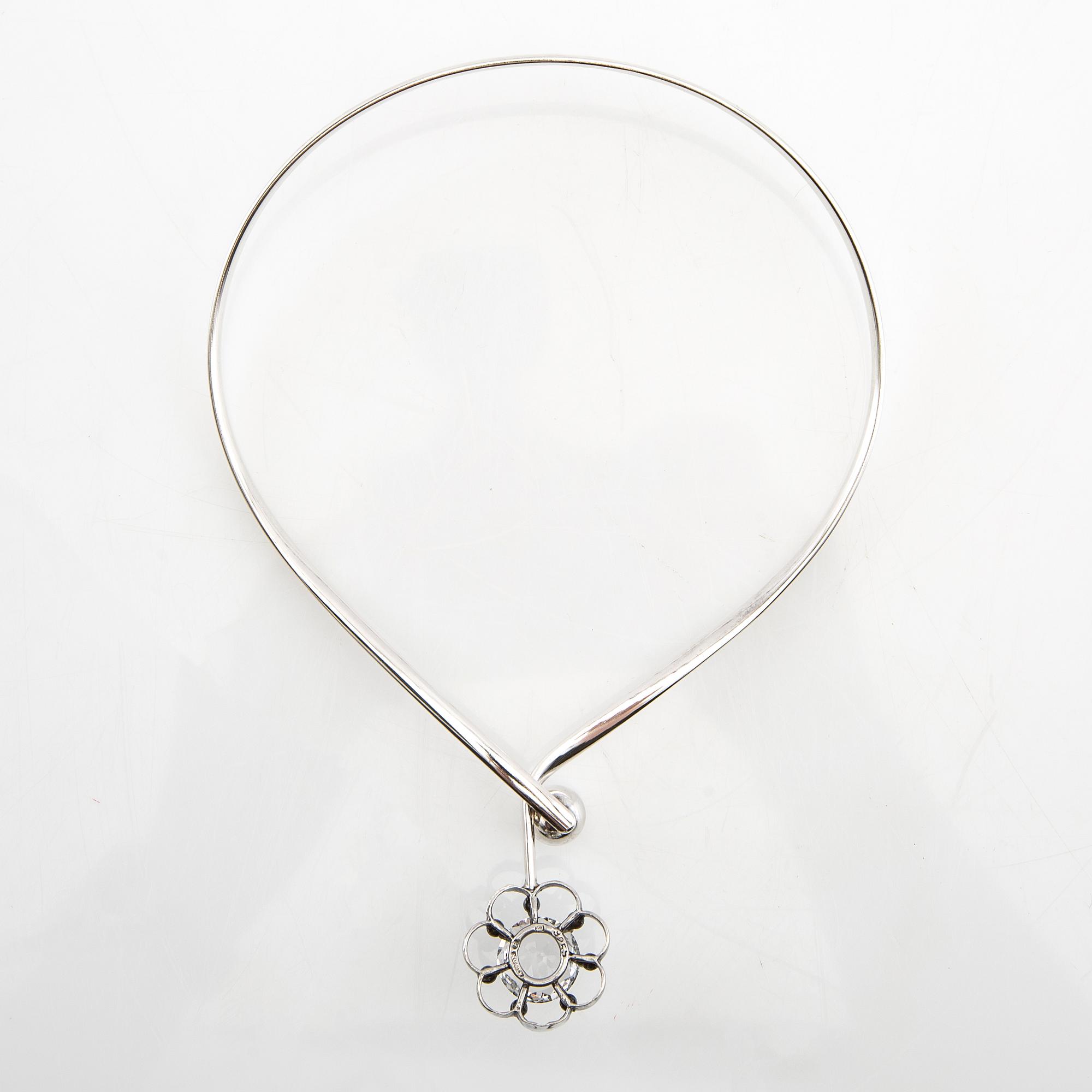 Necklace of silver with a faceted rock crystal, Alton Falköping 1976.