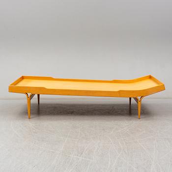 A 'T303 Berlin 60' daybed by Bruno Mathsson, Firma Karl Mathsson, Värnamo, Sweden.