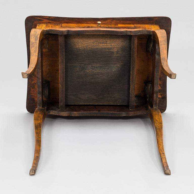 A late 18th-century table.