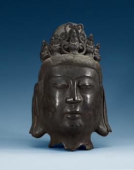 1431. A large bronze head of Guanyin, Ming dynasty (1368-1644).