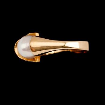 RING, 14 k guld, Lapponia, Björn Weckström, Finland 1993, pärla. Vikt 7 g.