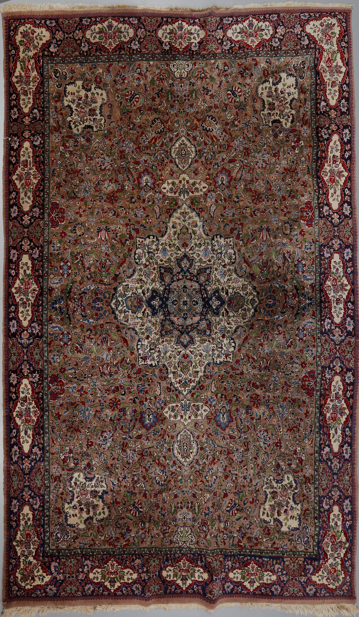 MATTA, orientalisk, old, ca 323x210 cm.