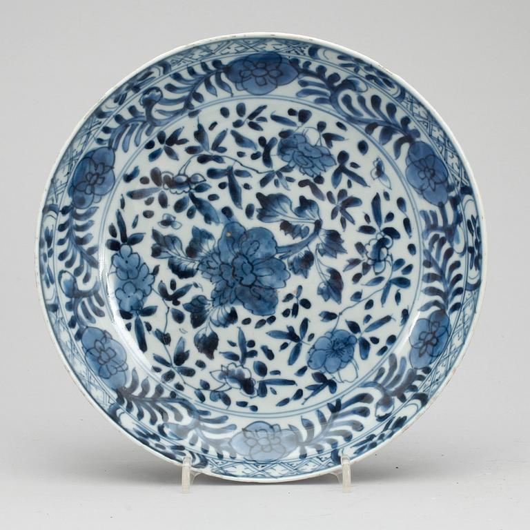 SKÅLFAT, porslin, Qing dynastin, Kangxi (1662-1722).