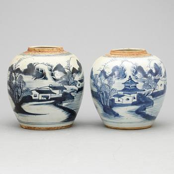 BOJANER, 2 st, porslin, Kina, 1800-tal.
