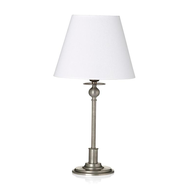 Firma Svenskt Tenn, a pewter table lamp model "A 520", Stockholm, 1928.
