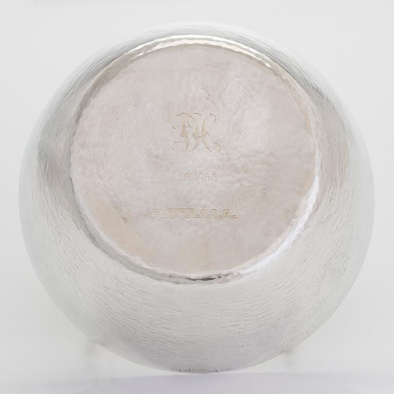 Tapio Wirkkala, silver bowl model TW 243, Kultakeskus, Hämeenlinna 1965.