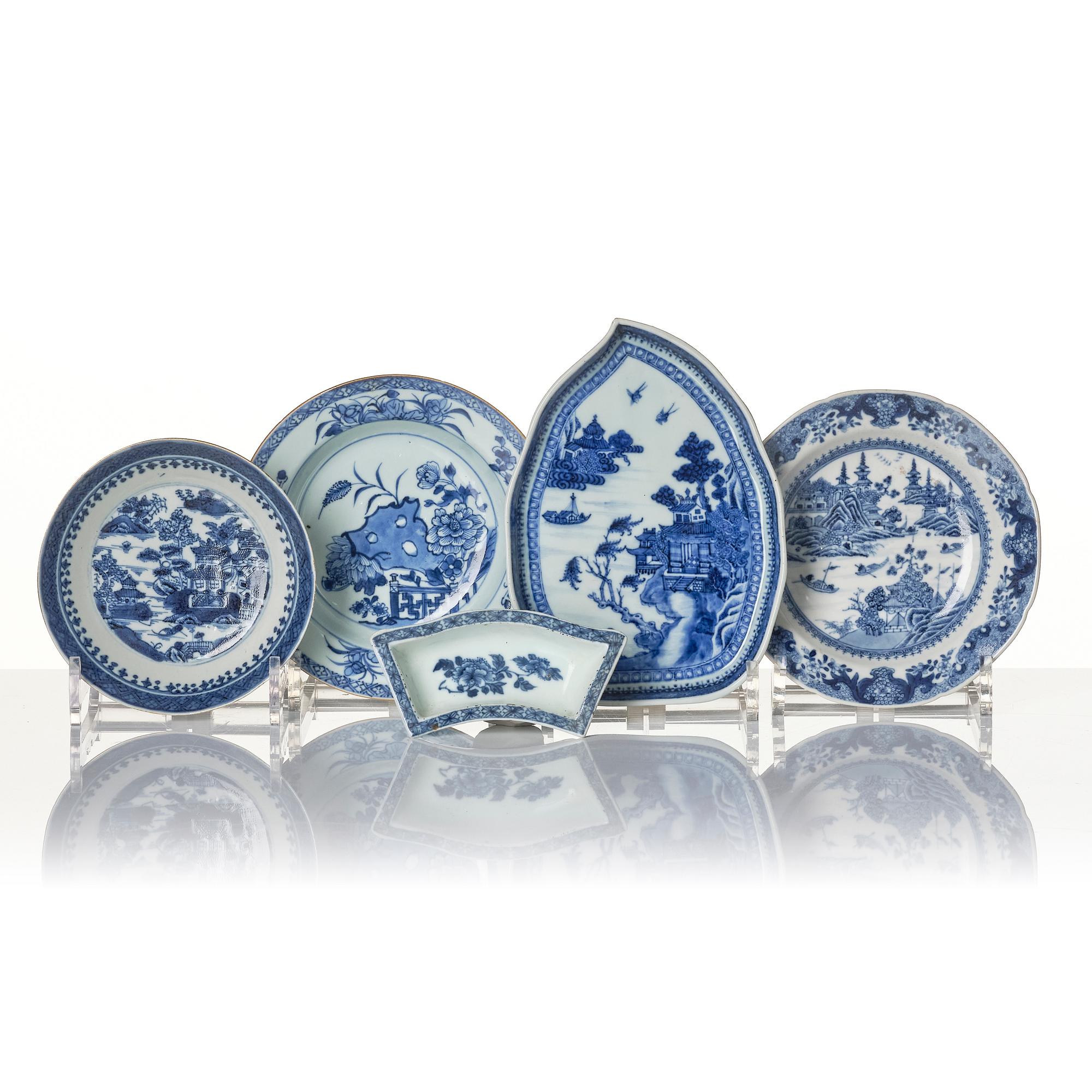 A group lot of Chinese Export porcelain, Qing dynasty, Qianlong (1736-95).