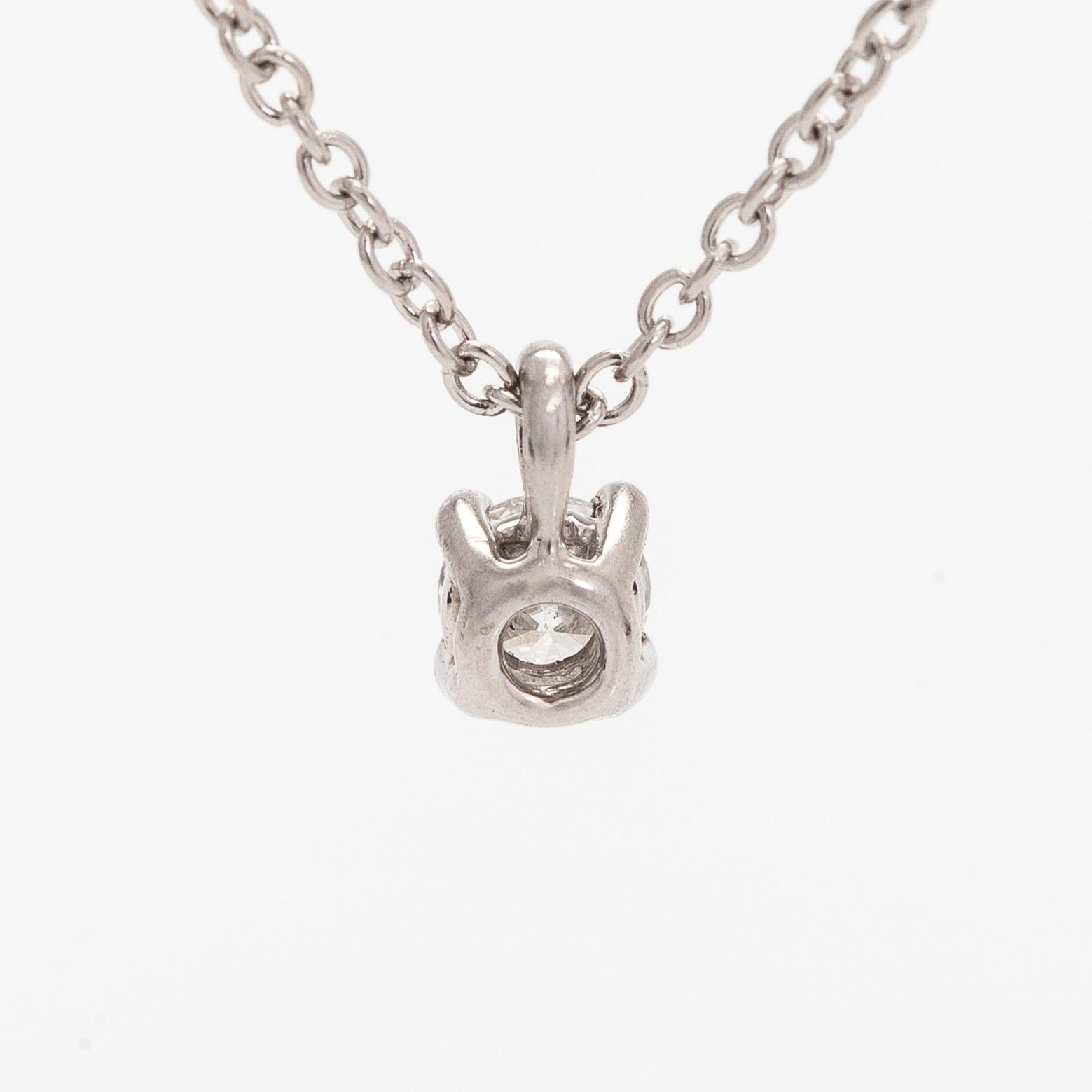 Tiffany & Co, kaulakoru / riipus ja ketju, platinaa, briljanttihionta timantti.